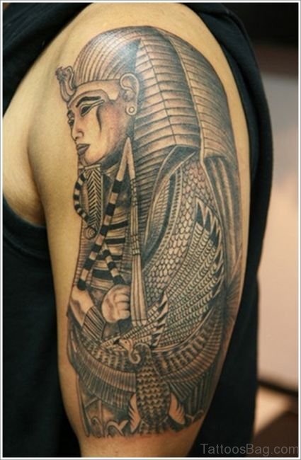 Amazing Egyptian Tattoo On Shoulder