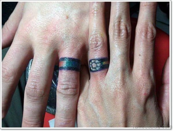 Finger Tattoo