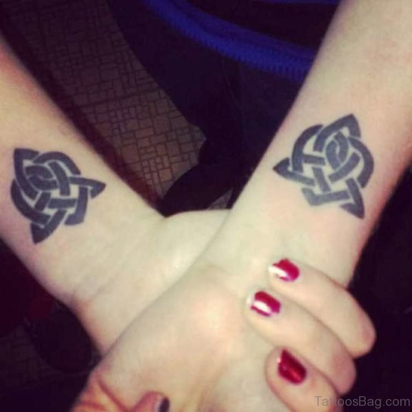 28 Fantastic Celtic Tattoos For Wrist