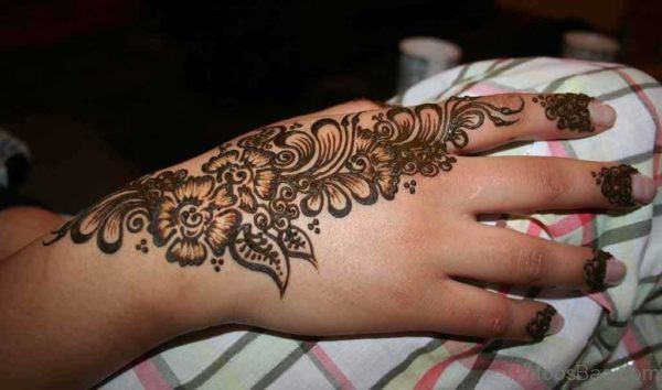 Beautiful Henna Flower Tattoo