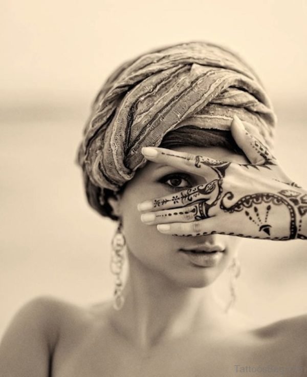Cool Finger Tattoo