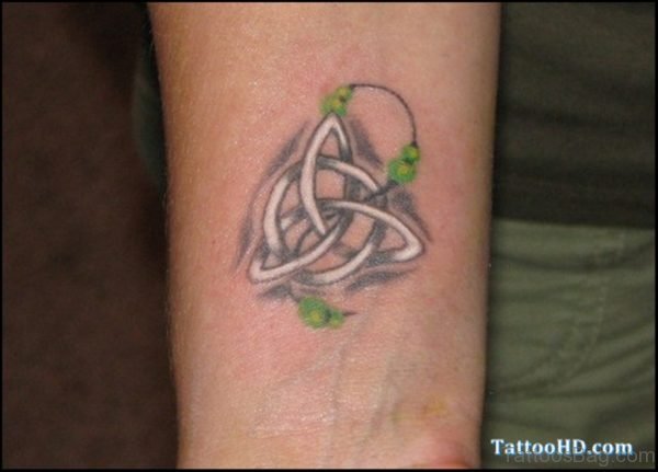 Graceful Celtic knot Tattoo