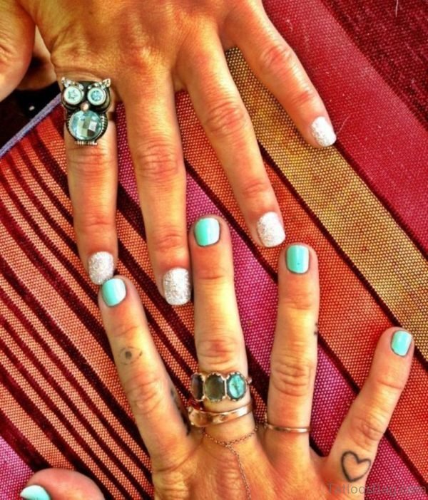 Heart Tattoo Design On Finger