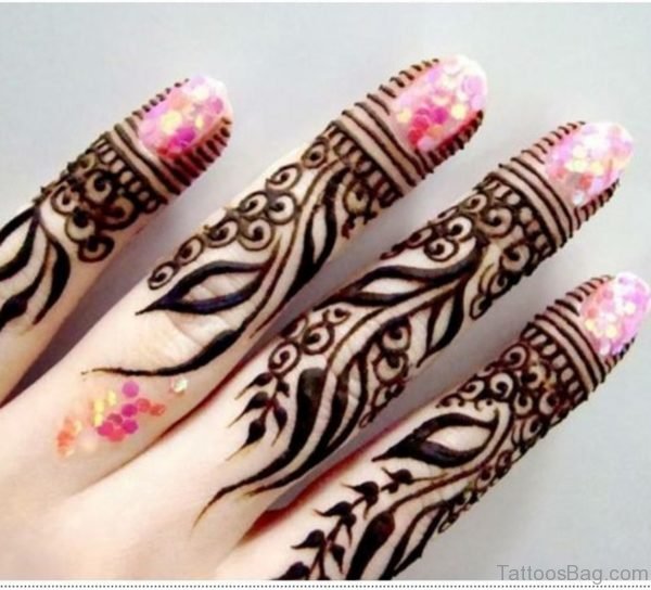 Henna Finger Tattoo