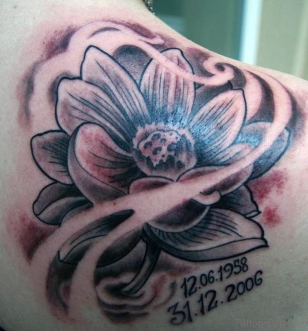 Stunning Flower Tattoo On Shoulder