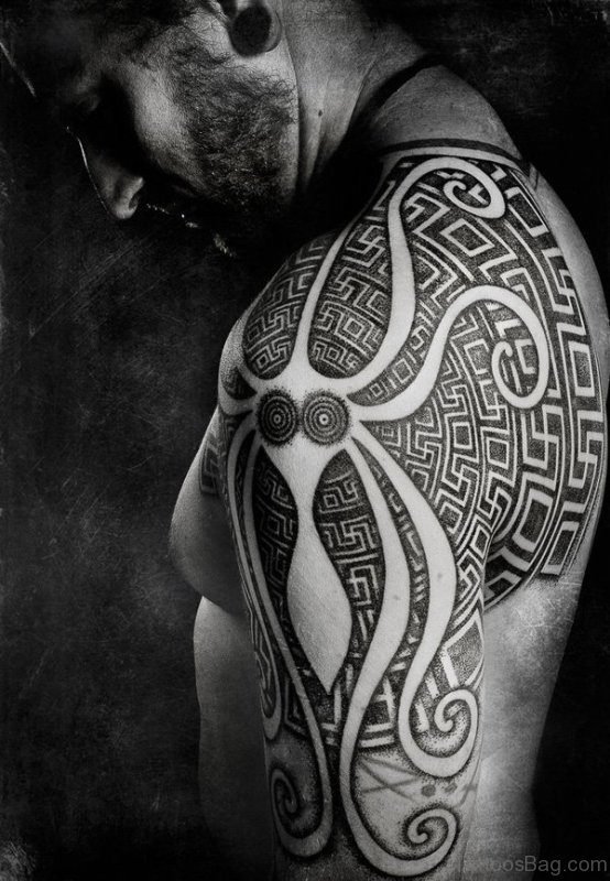 Amazing Geometric Tattoo