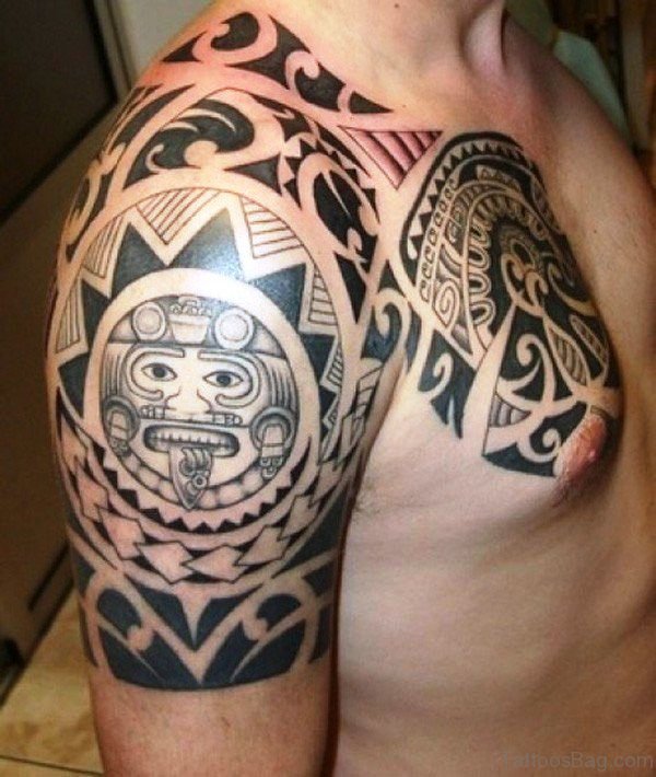 Amazing Maori Tattoo Design On Right Shoulder