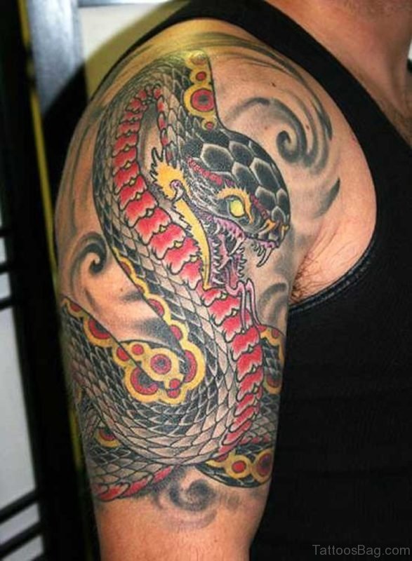 Awesome Snake Tattoo On Shoulder