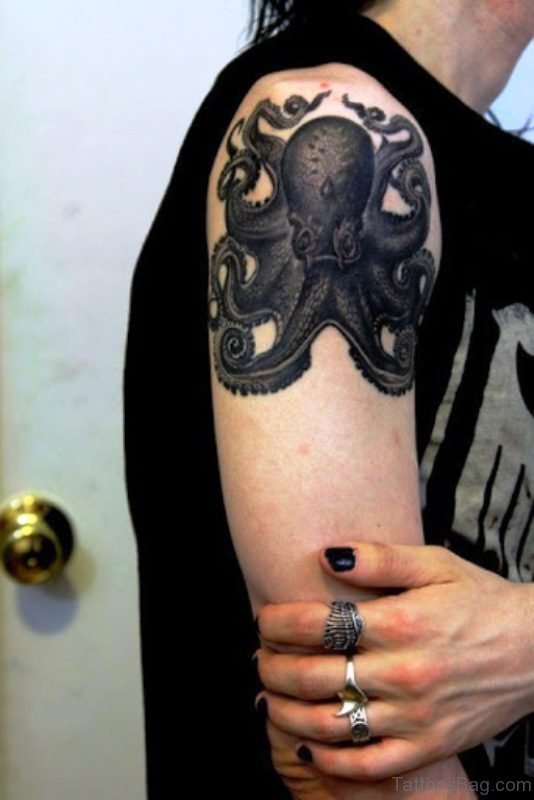 Beautiful Black Kraken Tattoo On Shoulder
