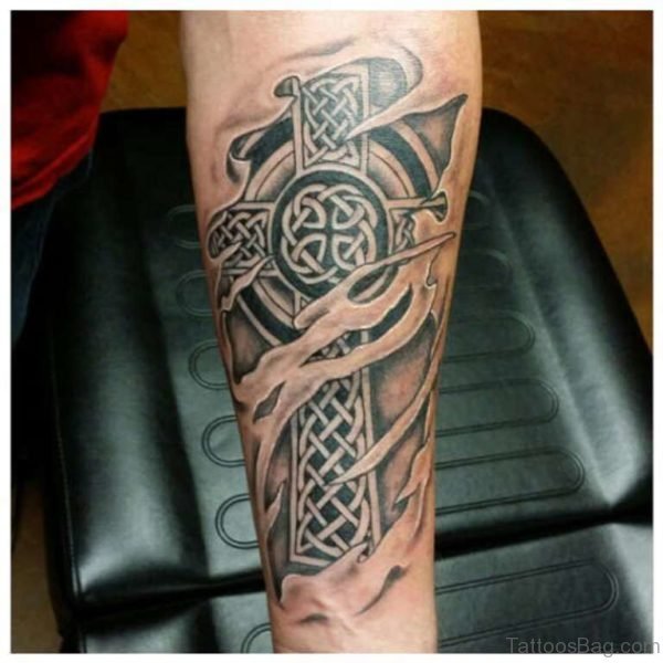 Celtic Cross Tattoo Design On Leg