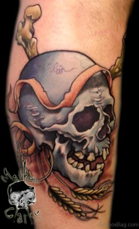 Classic Skull Tattoo On Leg