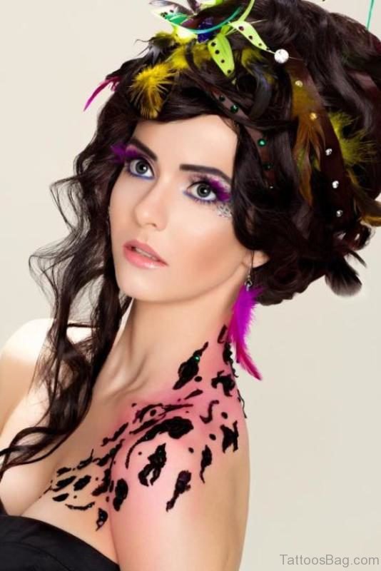 Colored Leopard Shoulder Tattoo