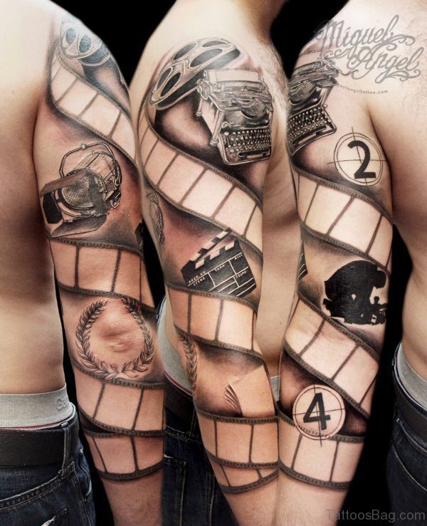 Stylish Shoulder Tattoo