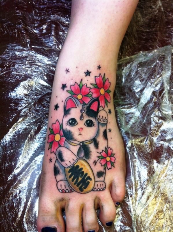 Lovely Cat Tattoo On Foot meow839