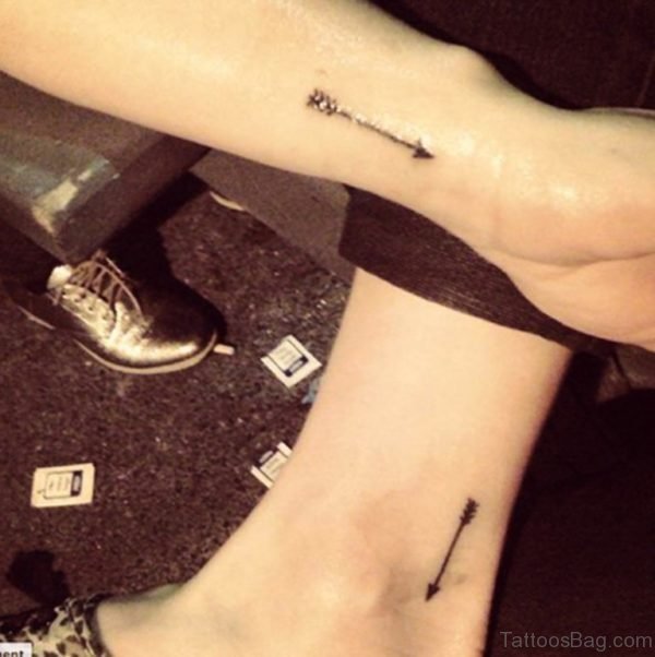 Nice Arrow Tattoo On Wrist