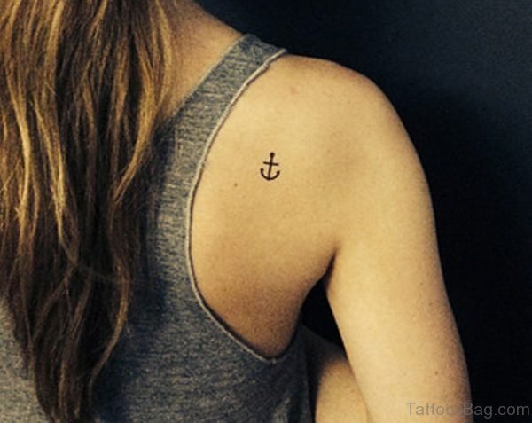 Simple Anchor Tattoo On Right Back Shoulder