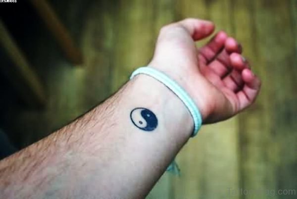 Small Yin Yang Tattoo Design