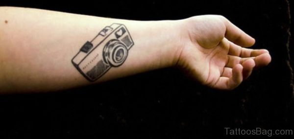 Stunning Camera Wrist Tattoo cmr352