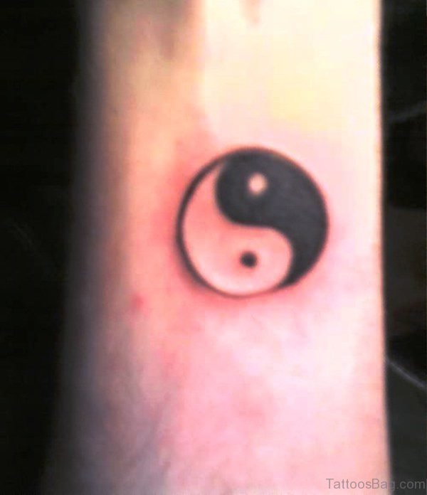 Stylish Yang Tattoo Design