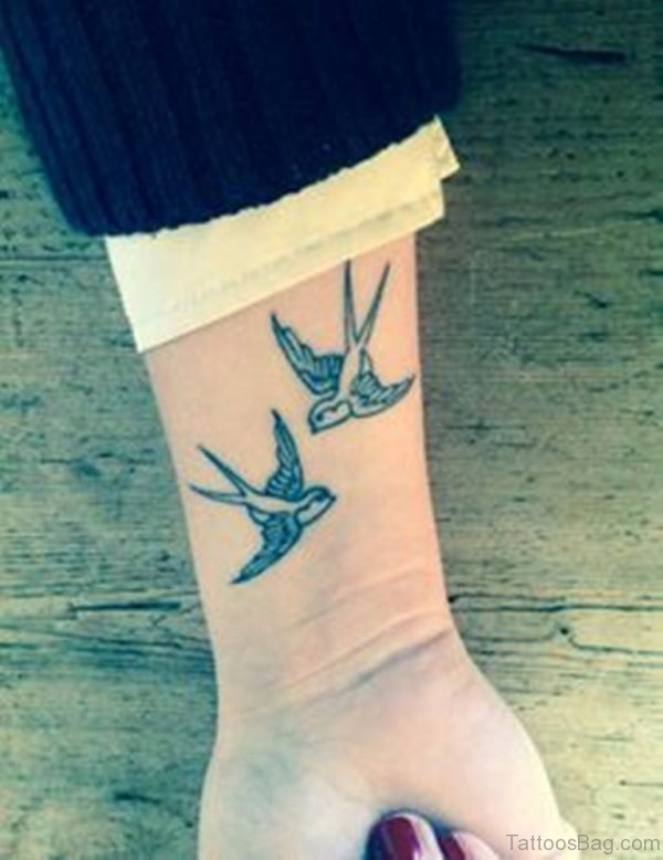 Swallow Tattoo 
