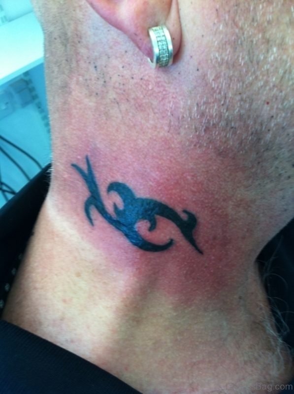 Wonderful Tribal Tattoo On Neck