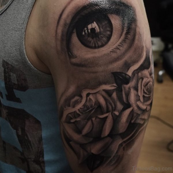 Attractive Eye Tattoo