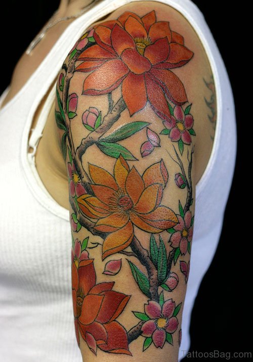 Aweome Flower Tattoo On Shoulder TD105