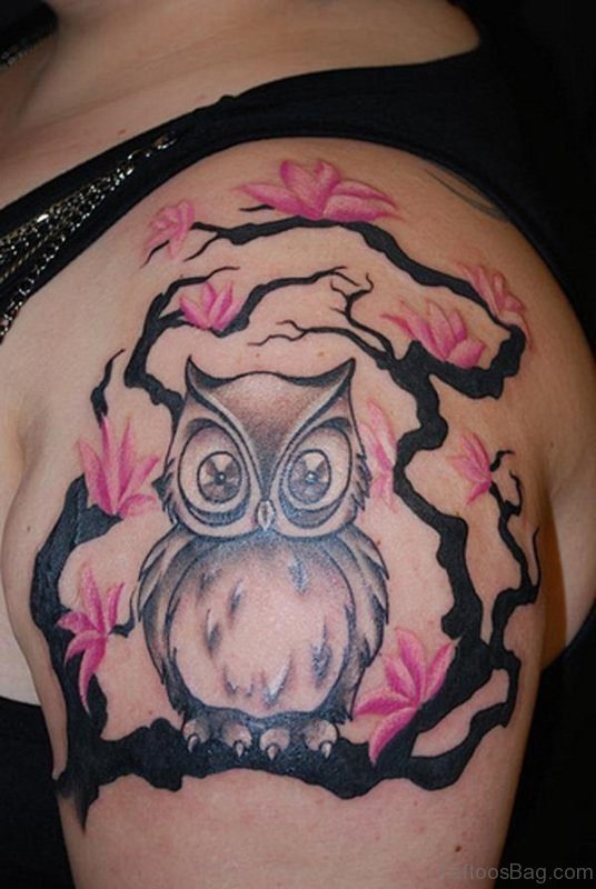 Awesome Owl Tattoo On Shoulder