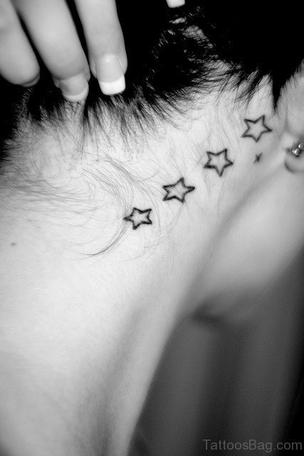 Black And WhiBlack And White Stars Tattoo On Neck te Stars Tattoo On Neck nt55019ST1019