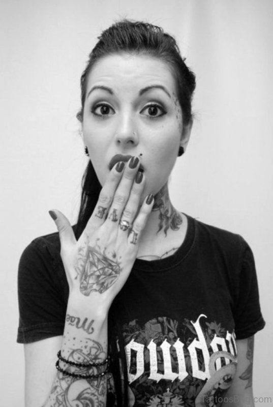 48 Perfect Diamond Tattoos On Hand