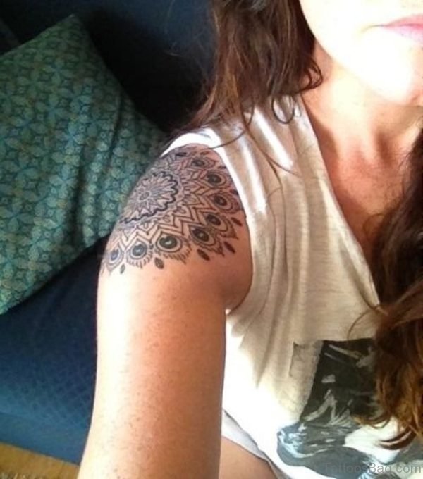 Grey And Balck Ink Shoulder Designer Tattoo