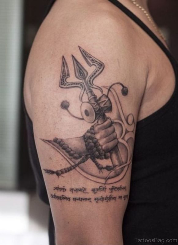 Om Tattoo On Shoulder