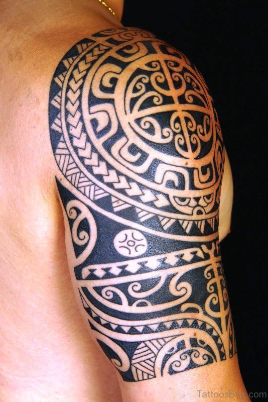 Superb Tattoo Design On Shoulder