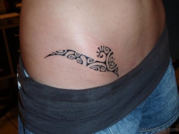 Tribal Tattoo Design On Waist