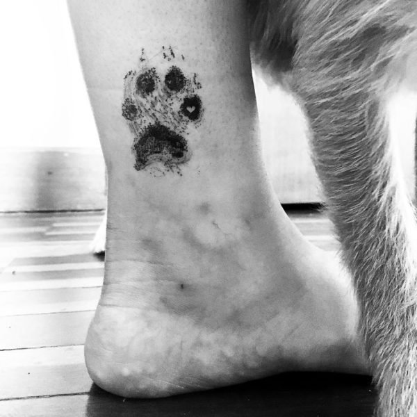 Paw Tattoo2
