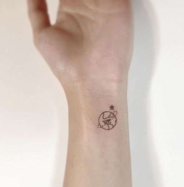 Minimal Tattoo