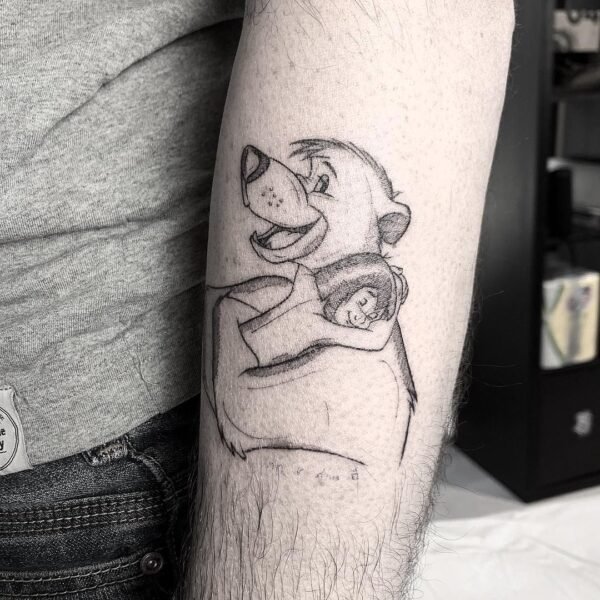 Hug Tattoo